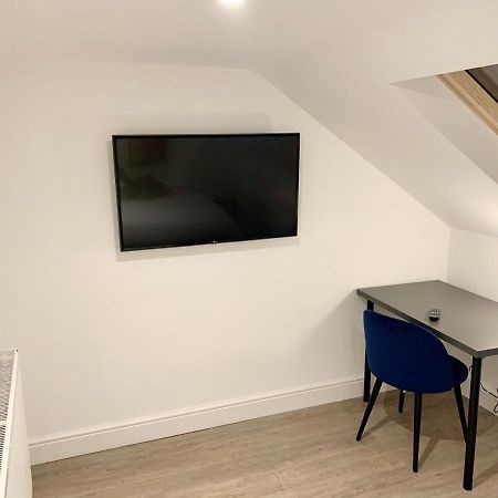 Large 3 Bedroom Modern Apartment Close To Central London フィンチリー エクステリア 写真